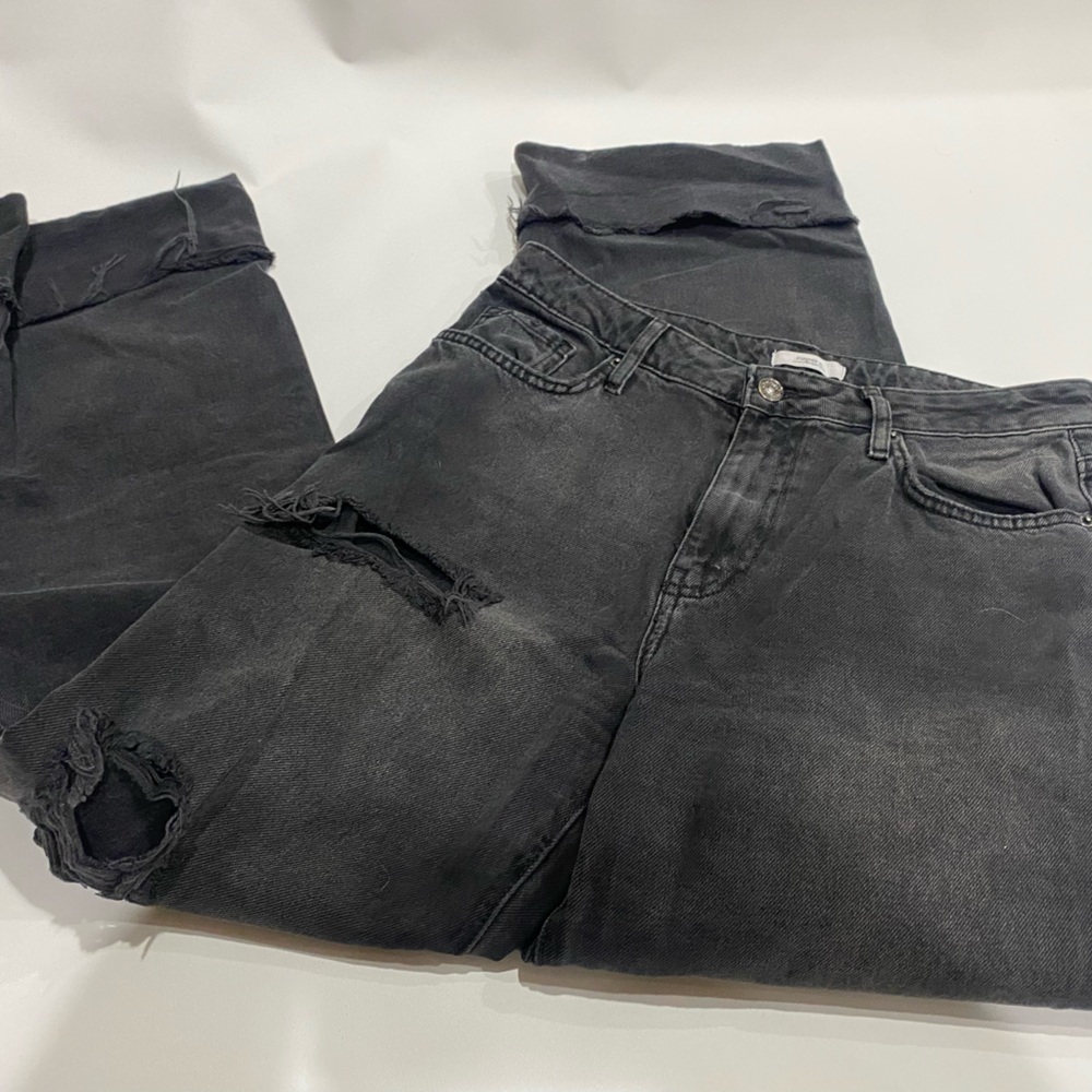 Forever 21 black denim- wide leg- womens size 25- ripped